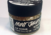 lush唇部磨砂膏怎么用？lush唇部磨砂膏使用方法