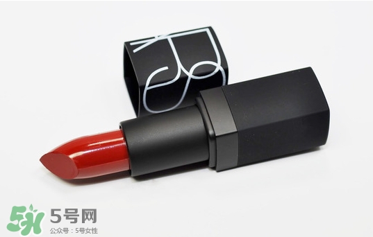 霧面口紅怎么涂？霧面口紅畫法步驟