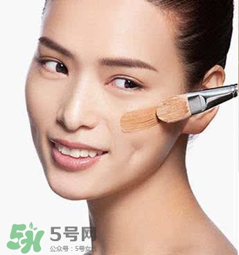 bb霜會(huì)悶痘嗎？bb霜悶痘怎么辦？