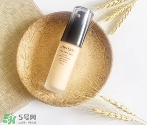 粉底液卡粉怎么辦？粉底液卡粉怎么補(bǔ)救？