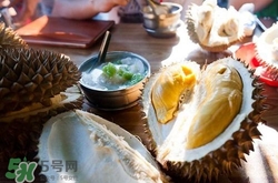 榴蓮可以和海鮮一起吃嗎？榴蓮和海鮮一起吃會(huì)怎樣？