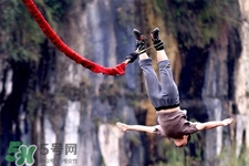 蹦極有危險嗎？玩蹦極要簽生死狀嗎？