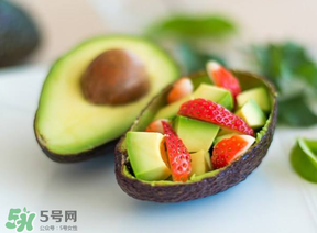 牛油果發(fā)苦是怎么回事？牛油果發(fā)苦可以吃嗎？