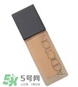 粉底液卡粉怎么辦？粉底液卡粉怎么補(bǔ)救？