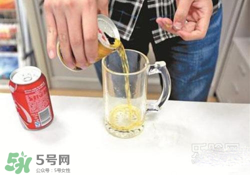 紅?？梢院涂蓸?lè)一起喝嗎？紅牛和可樂(lè)一起喝的反應(yīng)