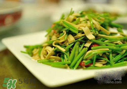孕婦可以吃野芹菜嗎？孕婦吃野芹菜有什么好處？