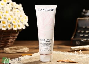 蘭蔻洗面奶粉色和藍色哪個好？蘭蔻洗面奶粉色藍色區(qū)別