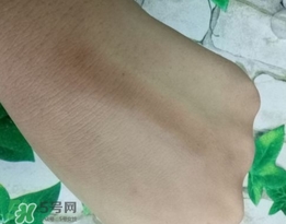 美康粉黛修容棒怎么用？美康粉黛修容棒使用方法