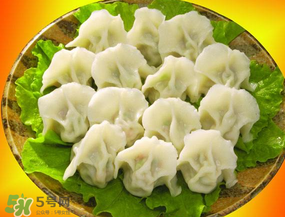 薺菜包餃子好吃嗎？薺菜包餃子根可以吃嗎？