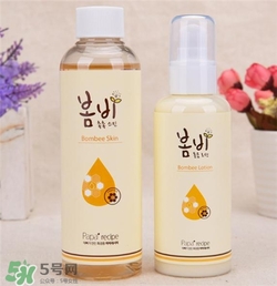 ahc水乳和春雨水乳哪個好？ahc和春雨水乳哪個好用？