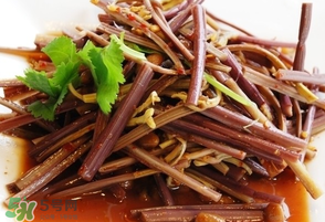 蕨菜苦能吃嗎？蕨菜苦的吃了會(huì)中毒嗎？