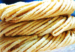 馓子是哪里的特產(chǎn)？馓子是哪個(gè)民族的小吃？
