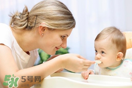 水痘期間不能吃什么？得水痘不能吃什么食物？
