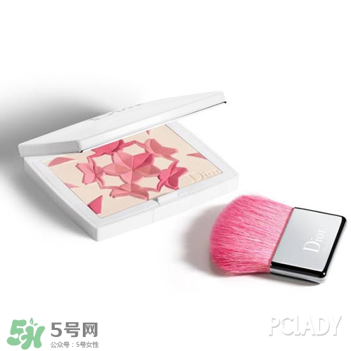 迪奧2017櫻花花瓣腮紅多少錢？2017dior櫻花腮紅專柜價格