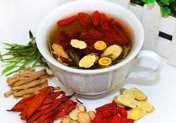 春天能喝黃芪水嗎？春天喝黃芪水好嗎？