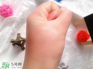 嬌蘭帝皇蜂姿眼霜怎么用？嬌蘭帝皇蜂姿眼霜使用方法