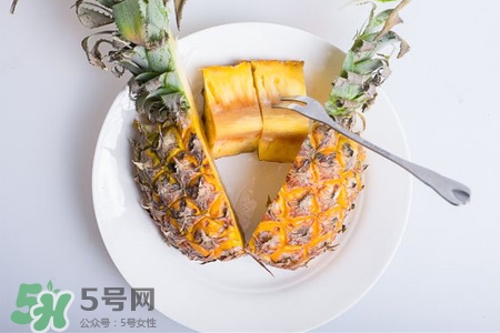 便秘可以吃菠蘿嗎？吃菠蘿會(huì)便秘嗎？