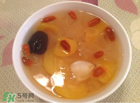 枇杷可以煮水喝嗎？枇杷煮水的功效與作用