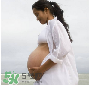 孕婦發(fā)燒怎么退燒？孕婦發(fā)燒能用退熱貼嗎？