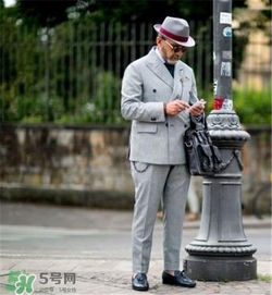 格子西裝怎么搭配？格子西服怎么搭配好看？