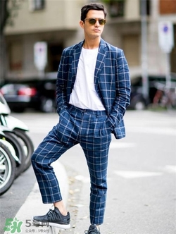 格子西裝怎么搭配？格子西服怎么搭配好看？