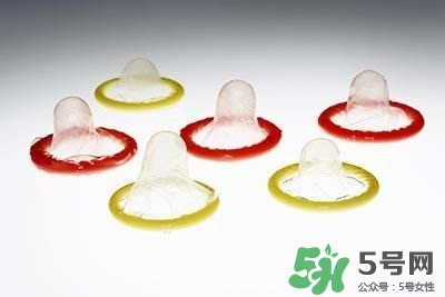 安全套有潤滑油嗎？安全套有潤滑劑的一面向里還是向外