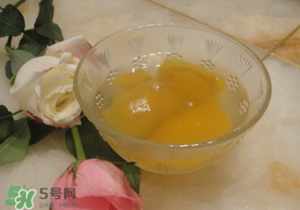 枇杷和蜂蜜能一起吃嗎？枇杷放蜂蜜好嗎？