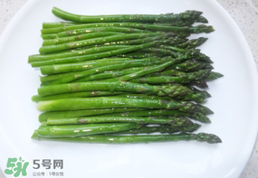 蘆筍能放多久？蘆筍放久了還能吃嗎？