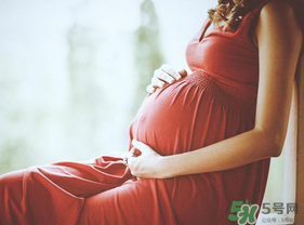 孕婦腿腫是怎么回事？孕婦腿腫怎么辦？