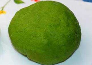 菠菜汁和面怎么取汁？菠菜汁和面的做法