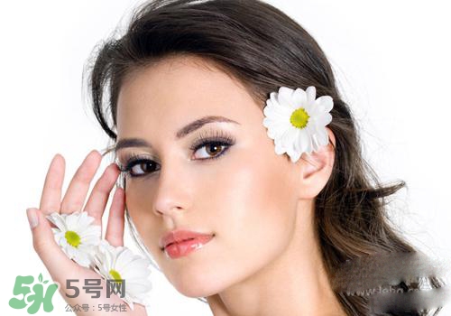 甜杏仁油適合什么皮膚？甜杏仁油適合膚質(zhì)