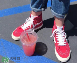 vans是什么牌子？vans范斯是什么檔次？