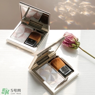 cpb和后哪個(gè)好用？cpb和whoo后哪個(gè)檔次高？