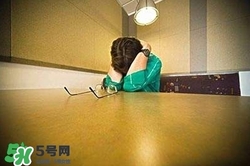 抑郁癥有哪些癥狀？哪些人易患抑郁癥？