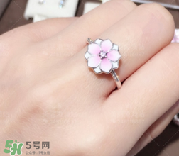 潘多拉2017新品桃花系列在哪里買？pandora桃花系列國內(nèi)有賣嗎？