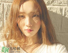 李圣經(jīng)同款美瞳 李圣經(jīng)美瞳什么牌子？