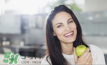 經(jīng)期頭痛惡心是怎么回事？經(jīng)期頭痛的治療方法