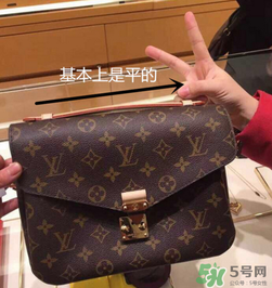 lv郵差包怎么看真假？lv郵差包真假辨別