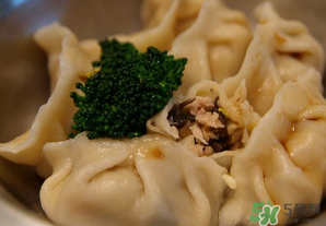 薺菜餃子可以放木耳嗎？薺菜水餃能加木耳嗎？