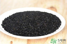 薺菜和芝麻能一起吃嗎？薺菜可以摻芝麻葉吃嗎？