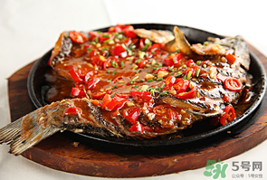 薺菜和鯽魚能一起吃嗎？薺菜和鯽魚一起吃會流產(chǎn)嗎？