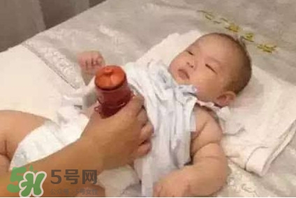 寶寶氣管炎艾灸治療有用嗎？寶寶氣管炎艾灸效果如何