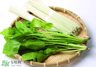 菠菜要焯水嗎？菠菜為什么要焯水？