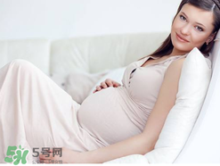 胎動(dòng)和宮縮的區(qū)別？胎動(dòng)和宮縮怎么區(qū)分？