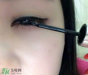 美人魚眼線液怎么用？美人魚眼線液怎么畫？