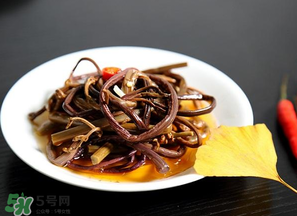 干蕨菜致癌嗎？干蕨菜致癌是真的嗎？