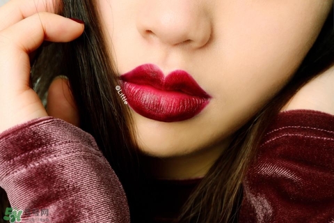 美寶蓮口紅價(jià)格表 美寶蓮口紅多少錢(qián)一只