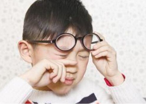 近視眼怎么自然恢復(fù)？近視眼如何自然恢復(fù)