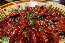 吃小龍蝦喝什么飲料？小龍蝦配什么飲料最好？