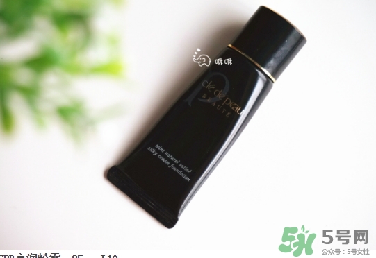 cpb粉底液和粉霜哪個(gè)好？cpb粉底液和粉霜區(qū)別